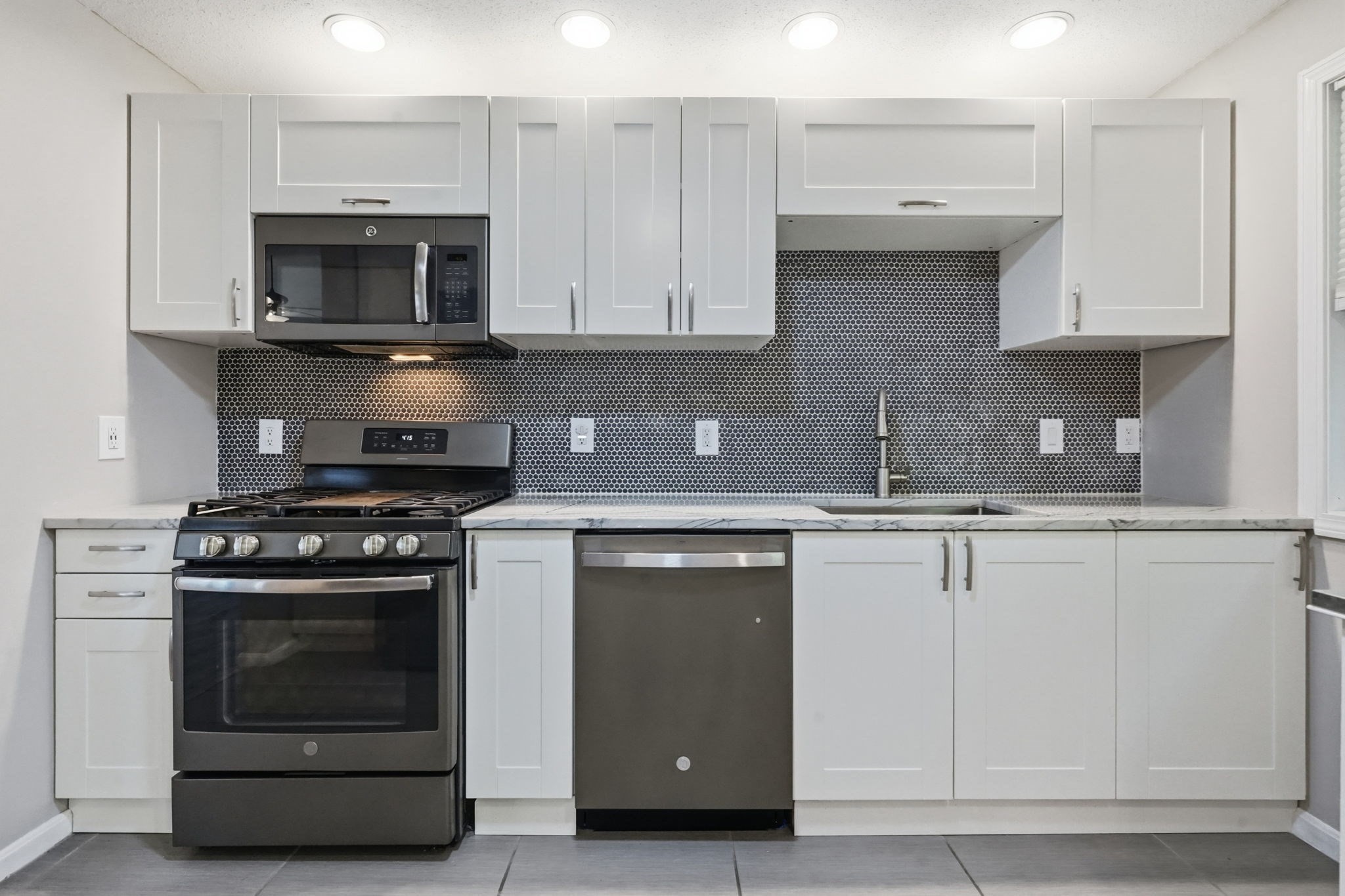 74 Clark St Property Photo 13