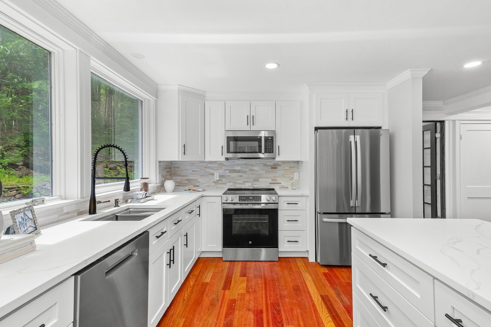 184 Old Bolton Road Property Photo 5