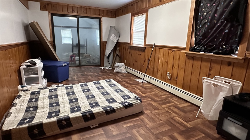 266 Brookfield Rd Property Photo 15