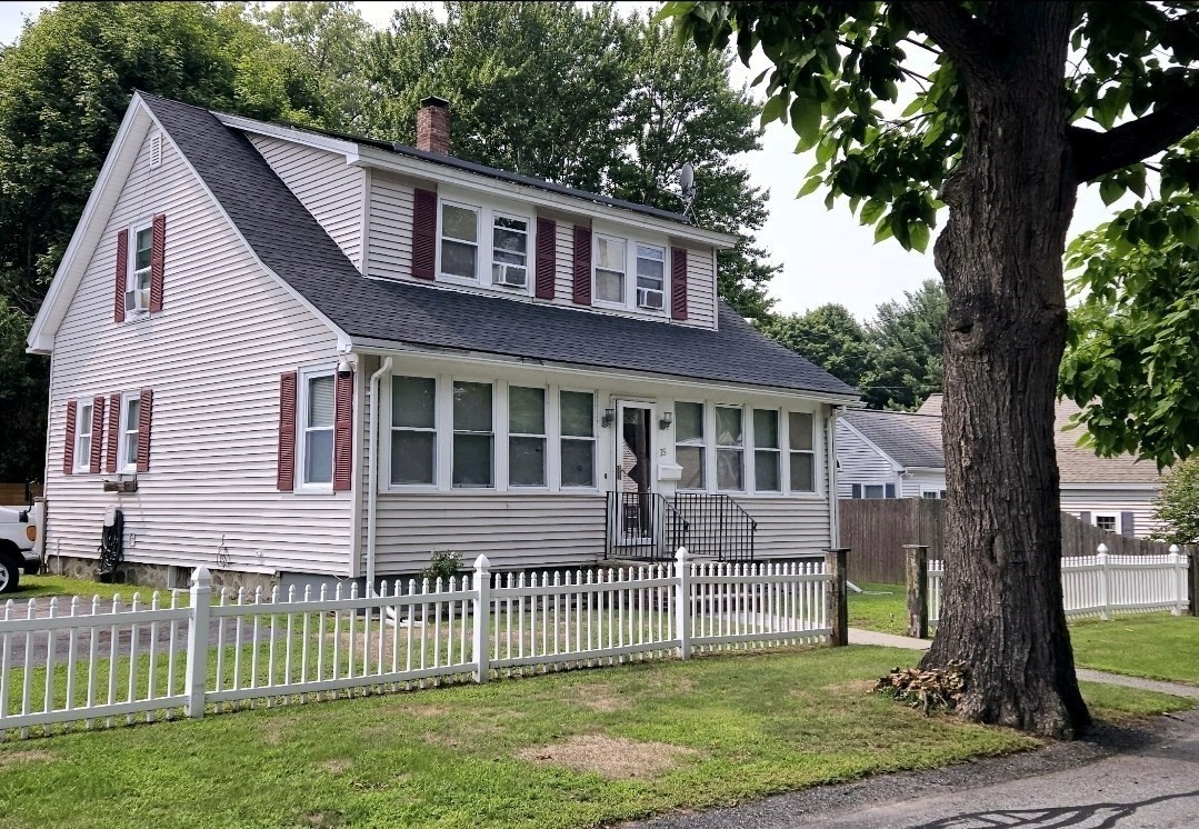 15 Dinsmore Street Property Photo 2