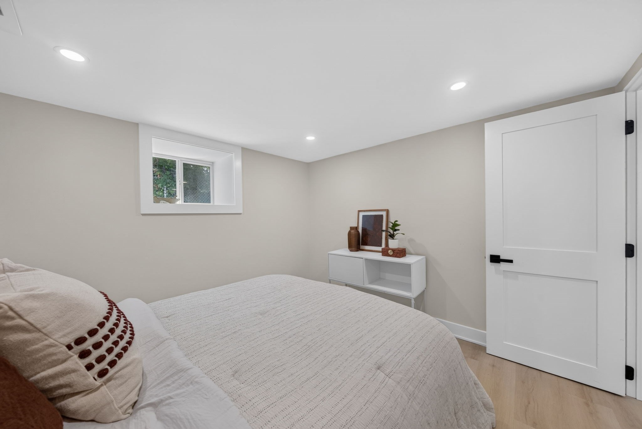 20 Washington Pl Property Photo 17