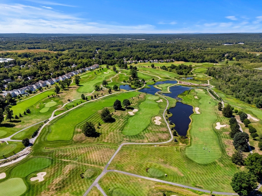 15 Fairways Ln Property Photo 3