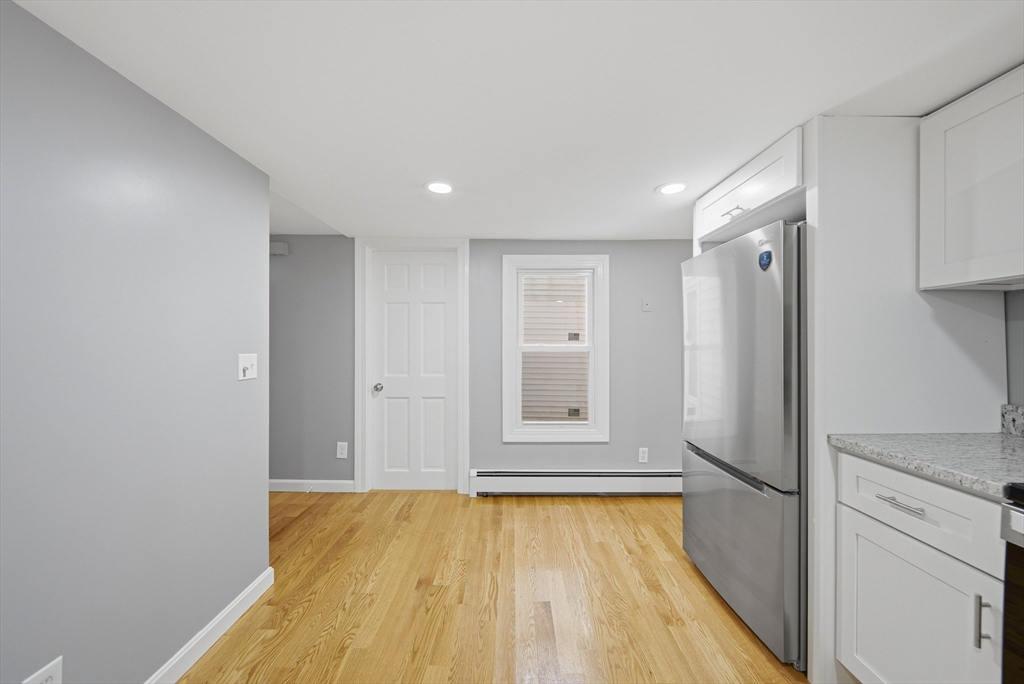 8 Hawkins St Property Photo 5