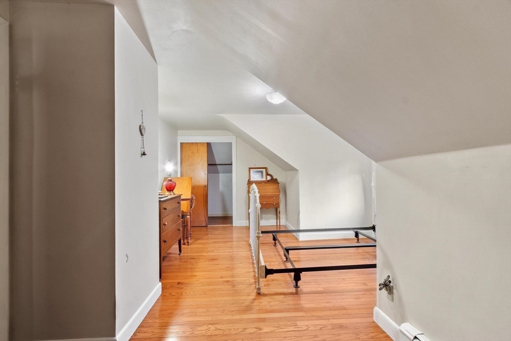 27 Foss Rd Property Photo 18
