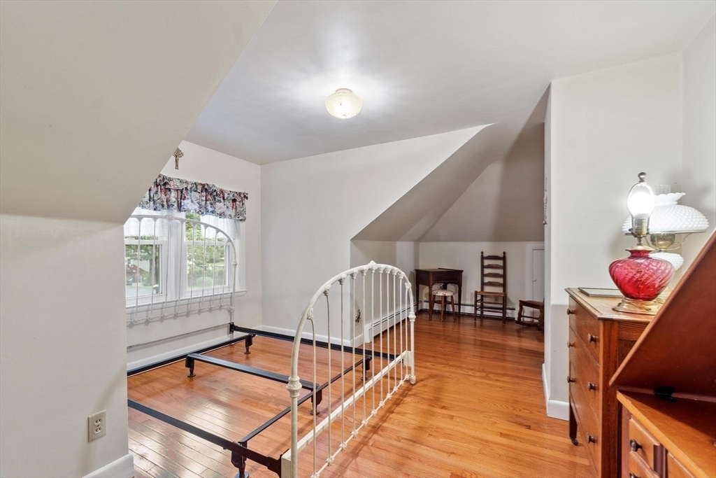 27 Foss Rd Property Photo 19