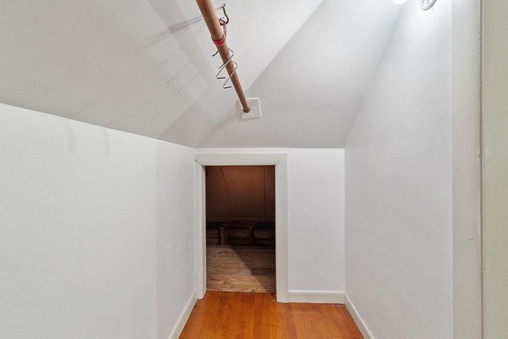 27 Foss Rd Property Photo 20