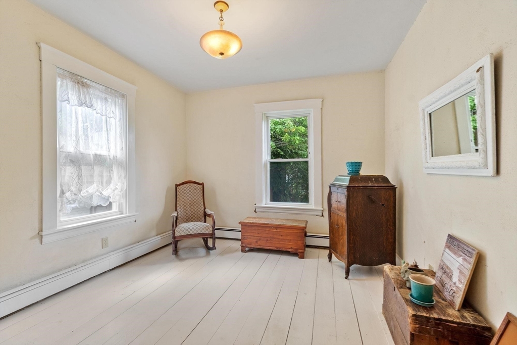 27 Foss Rd Property Photo 30