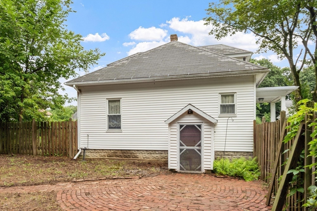 27 Foss Rd Property Photo 37