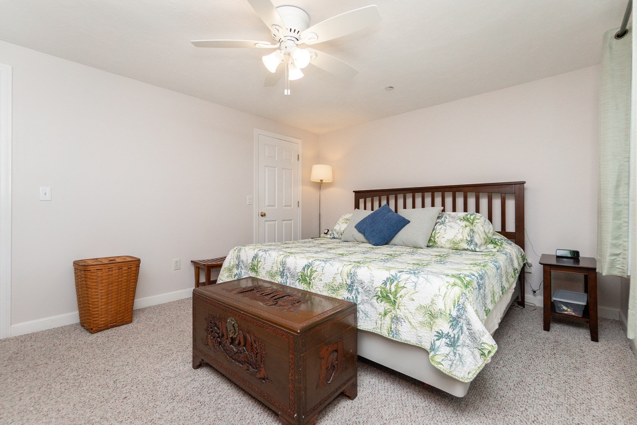 304 Village Ln # 304 Property Photo 12