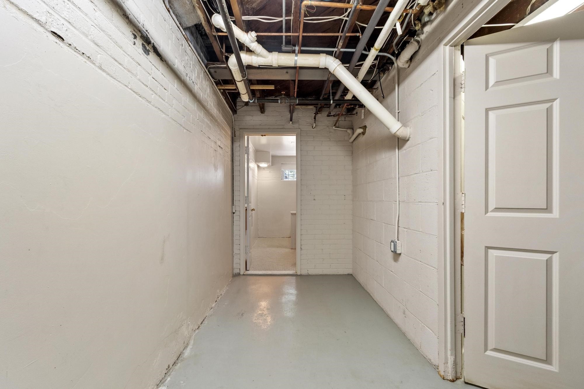 5 Walnut # 5a Property Photo 35