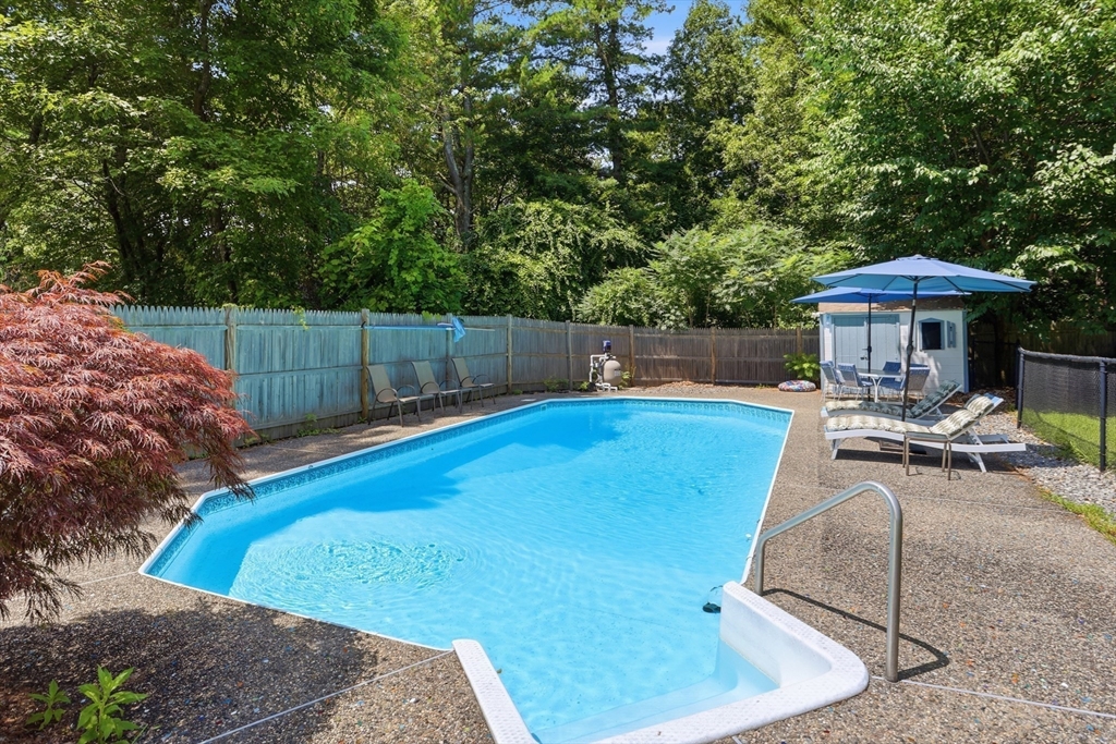 22 Mary Dr Property Photo 6