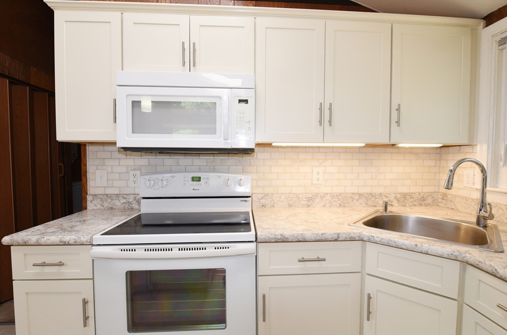 12 Twelfth Ave Property Photo 7