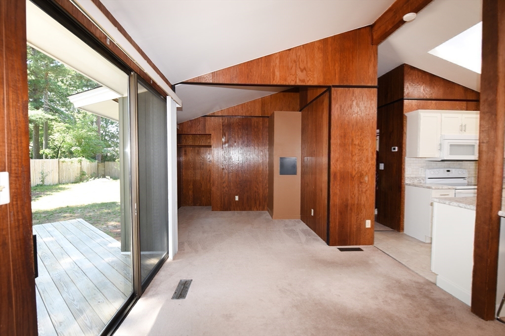 12 Twelfth Ave Property Photo 16