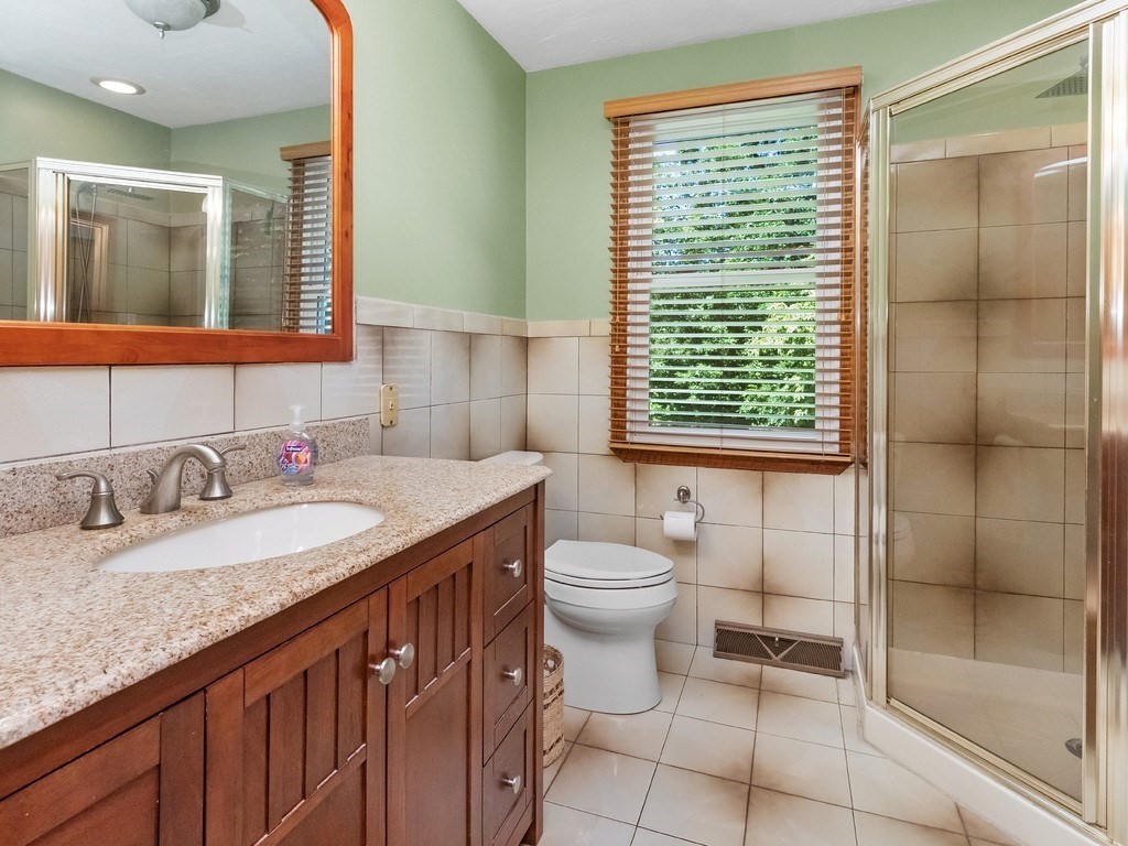 137 Harrington Road Property Photo 11