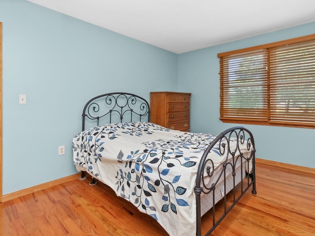 137 Harrington Road Property Photo 14
