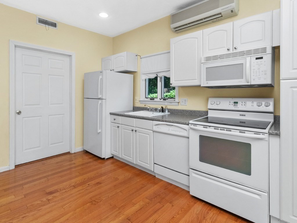 137 Harrington Road Property Photo 23
