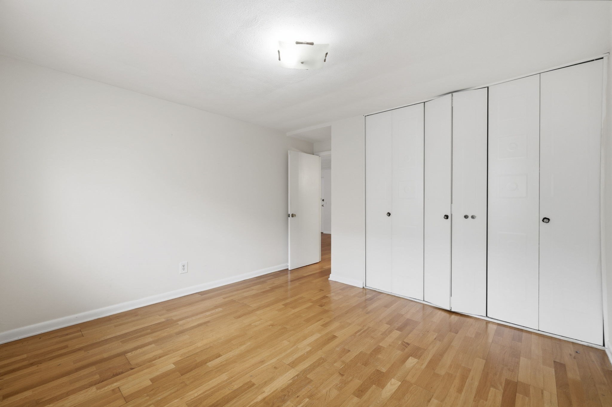 269 Harvard St # 14 Property Photo 12