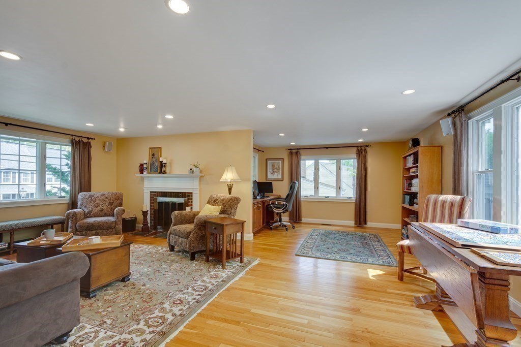 132 Central St Property Photo 15