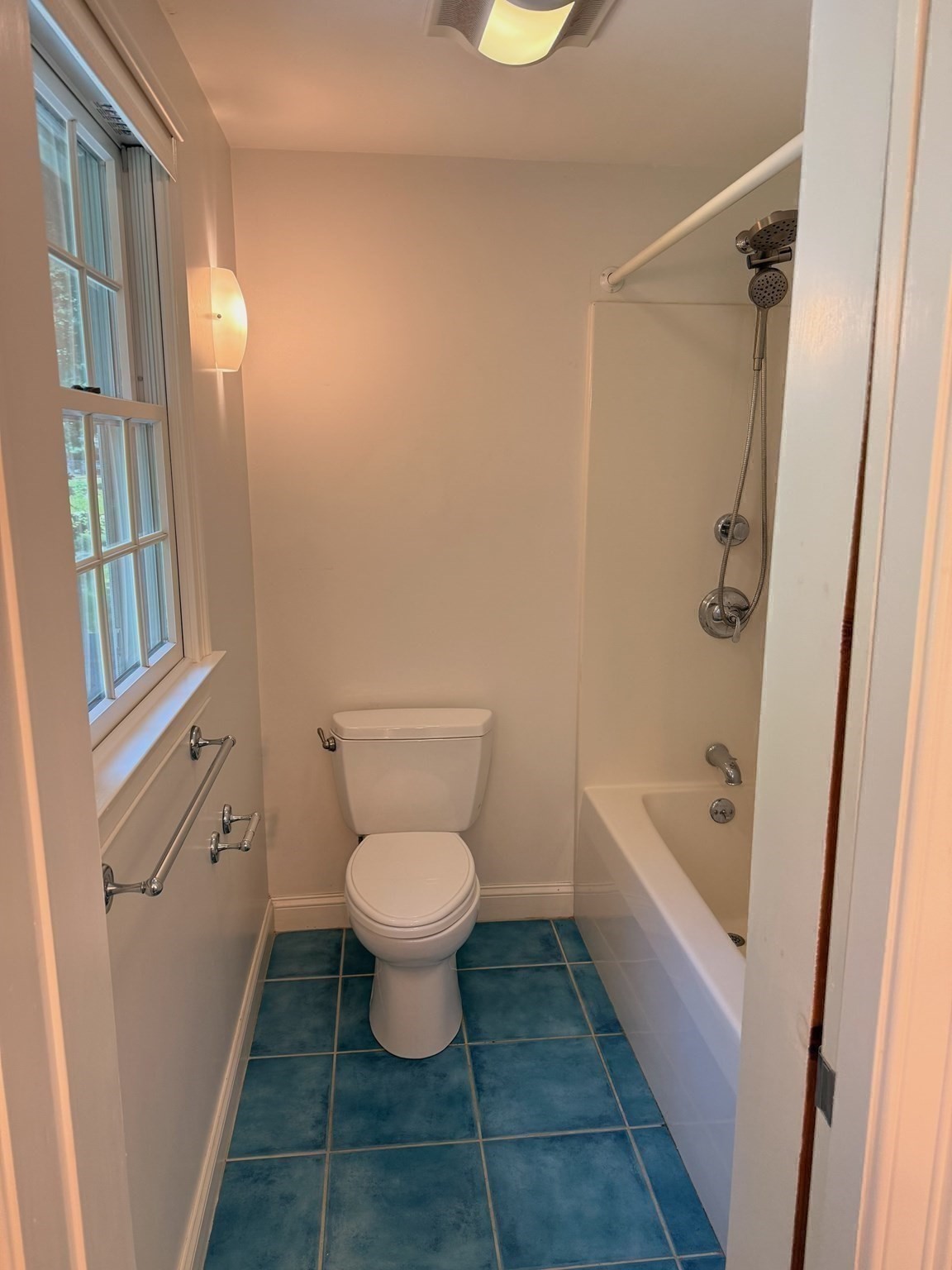 132 Central St Property Photo 31