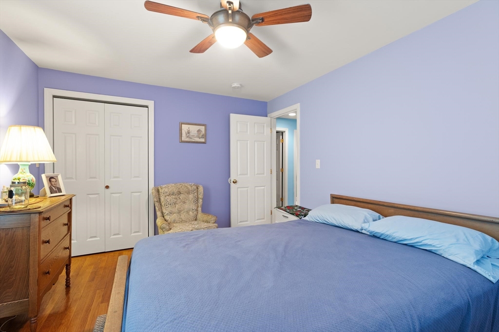320 Balcom St Property Photo 17