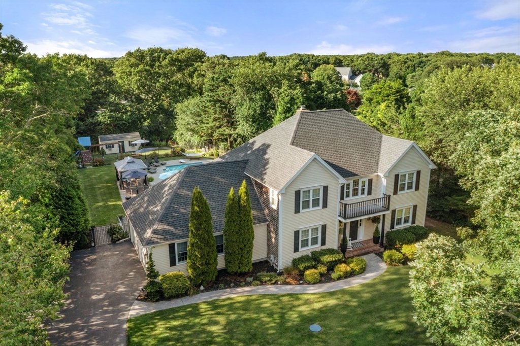 9 Fieldwood Drive Property Photo 1