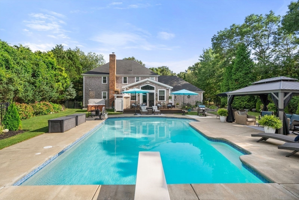 9 Fieldwood Drive Property Photo 10