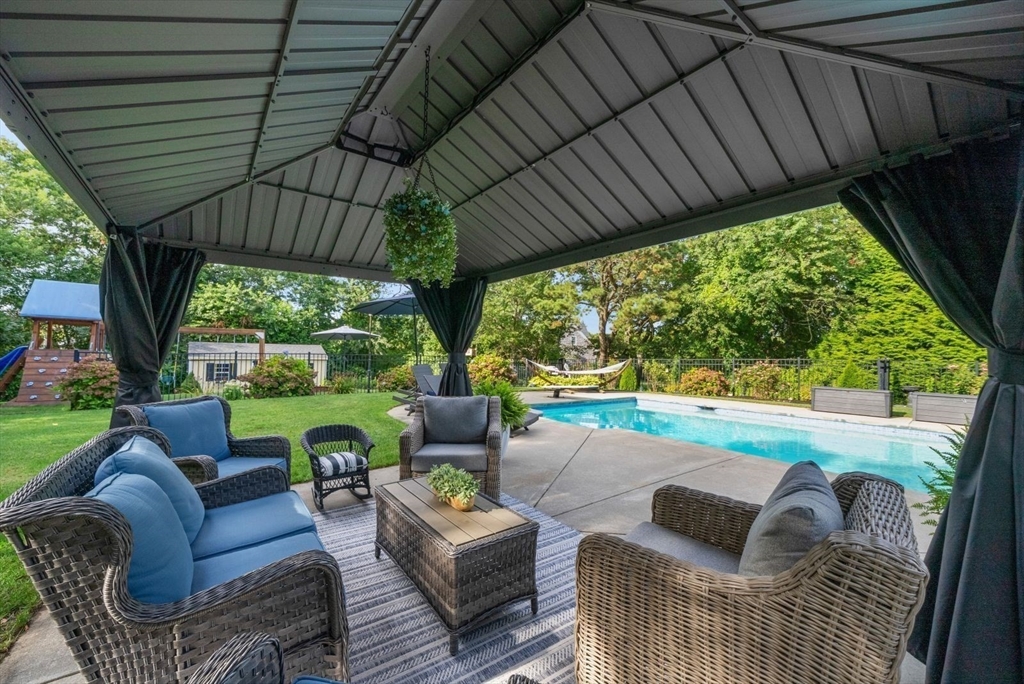 9 Fieldwood Drive Property Photo 15