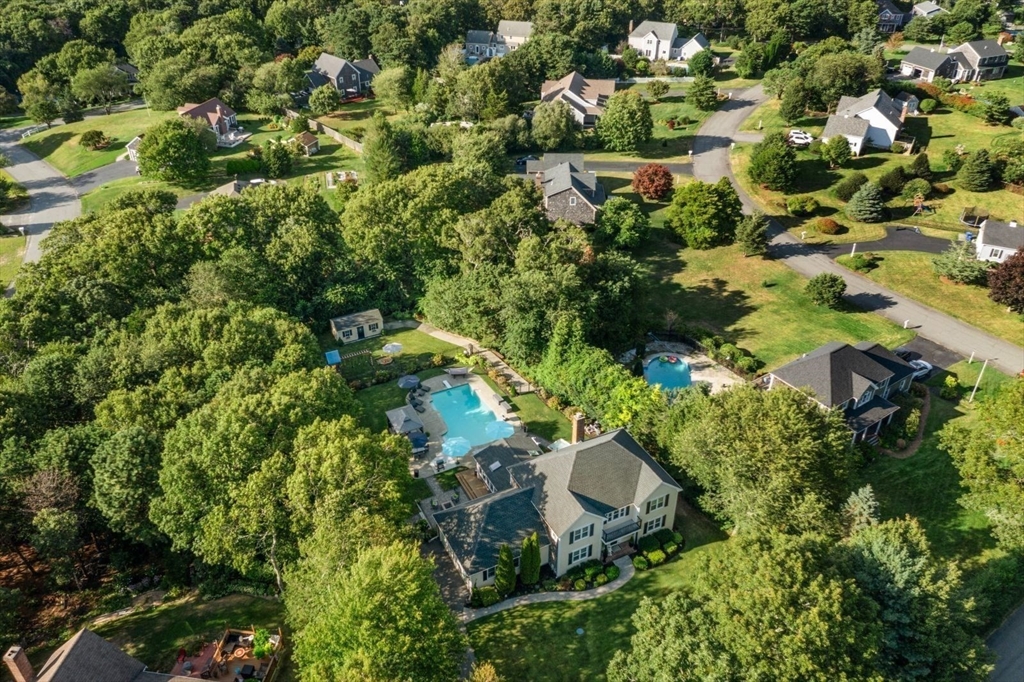 9 Fieldwood Drive Property Photo 18