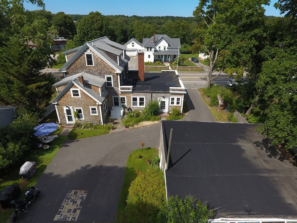 896 Sandwich Property Photo 2