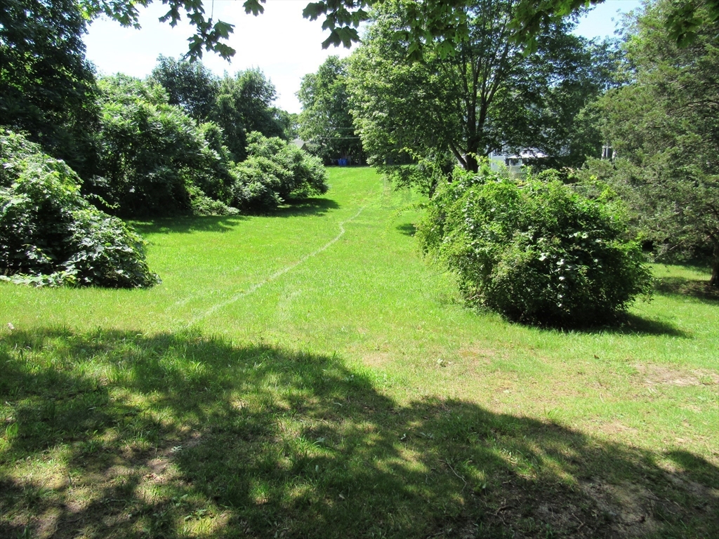 896 Sandwich Property Photo 5