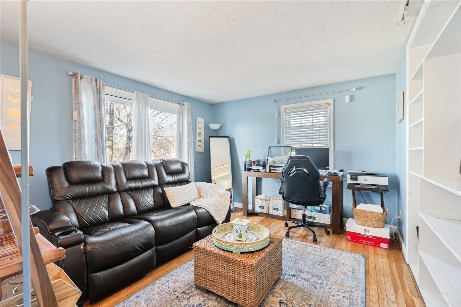 20 Washburn St Property Photo 8