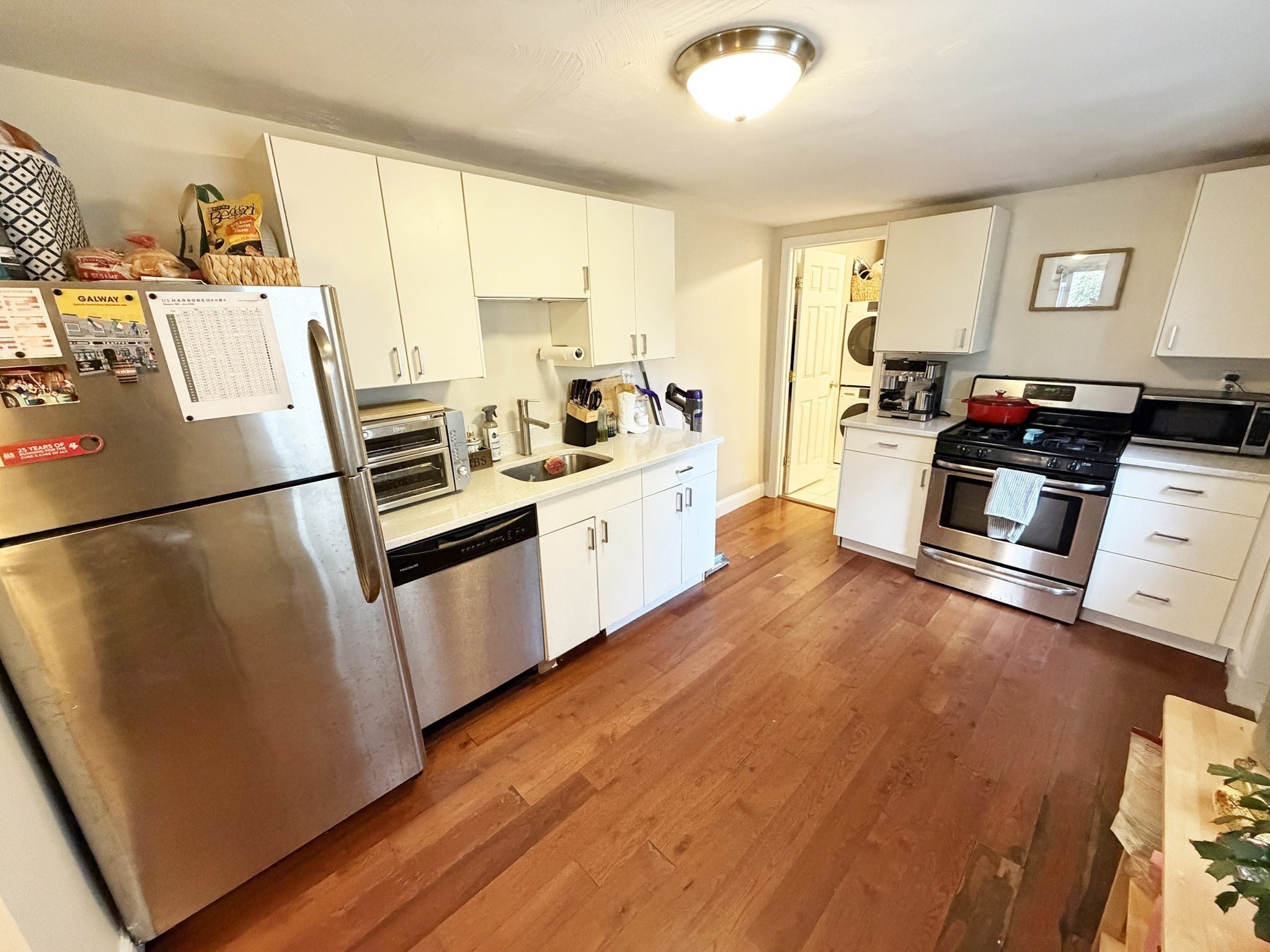 259 Emerson Street Property Photo 5