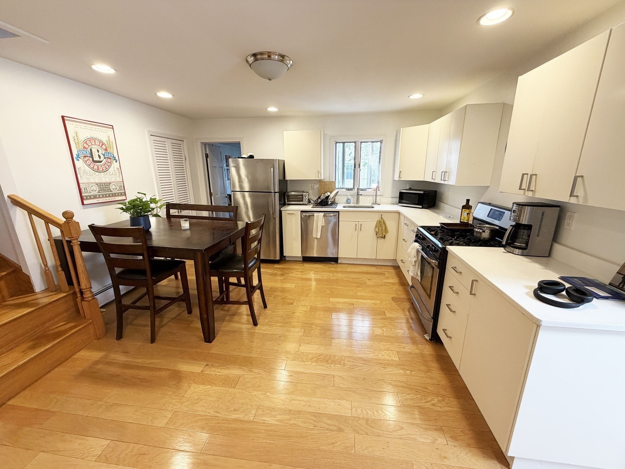 259 Emerson Street Property Photo 11