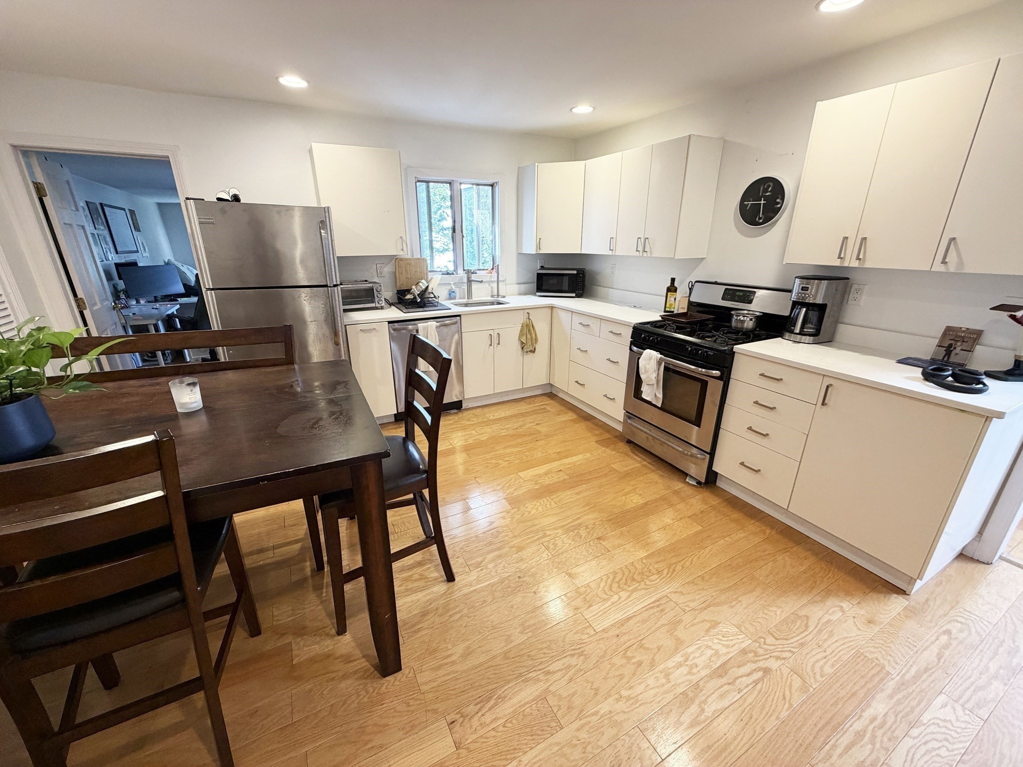 259 Emerson Street Property Photo 12