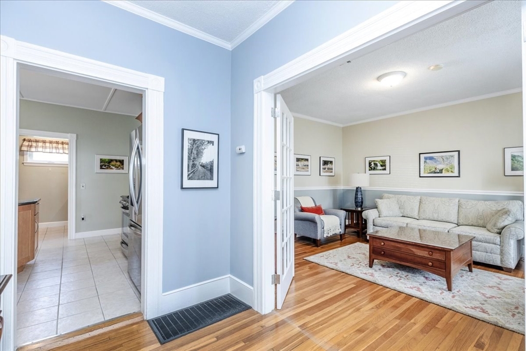 20 Beach St. Property Photo 8