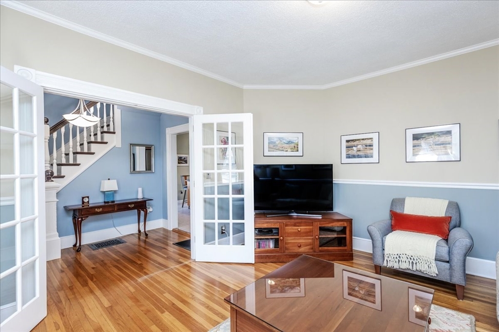 20 Beach St. Property Photo 9