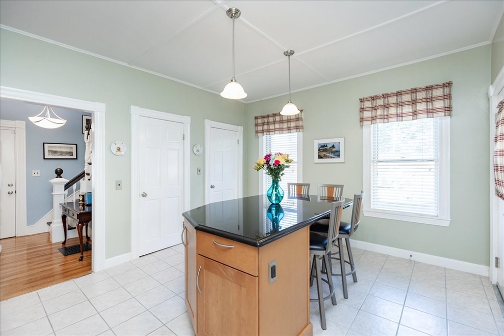 20 Beach St. Property Photo 14