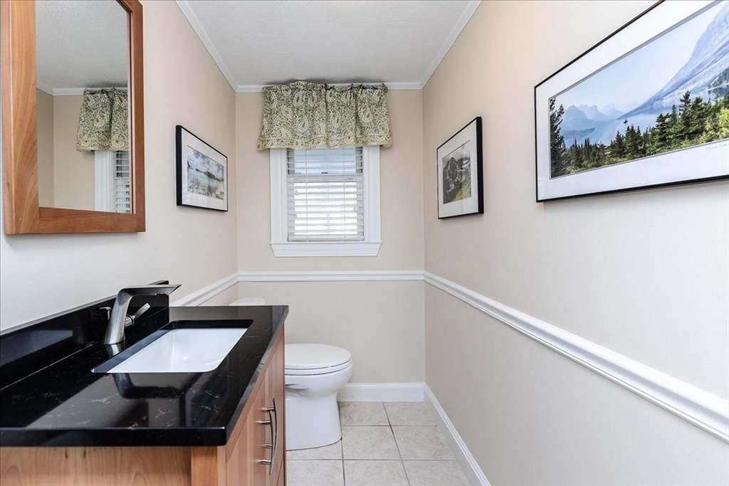 20 Beach St. Property Photo 17