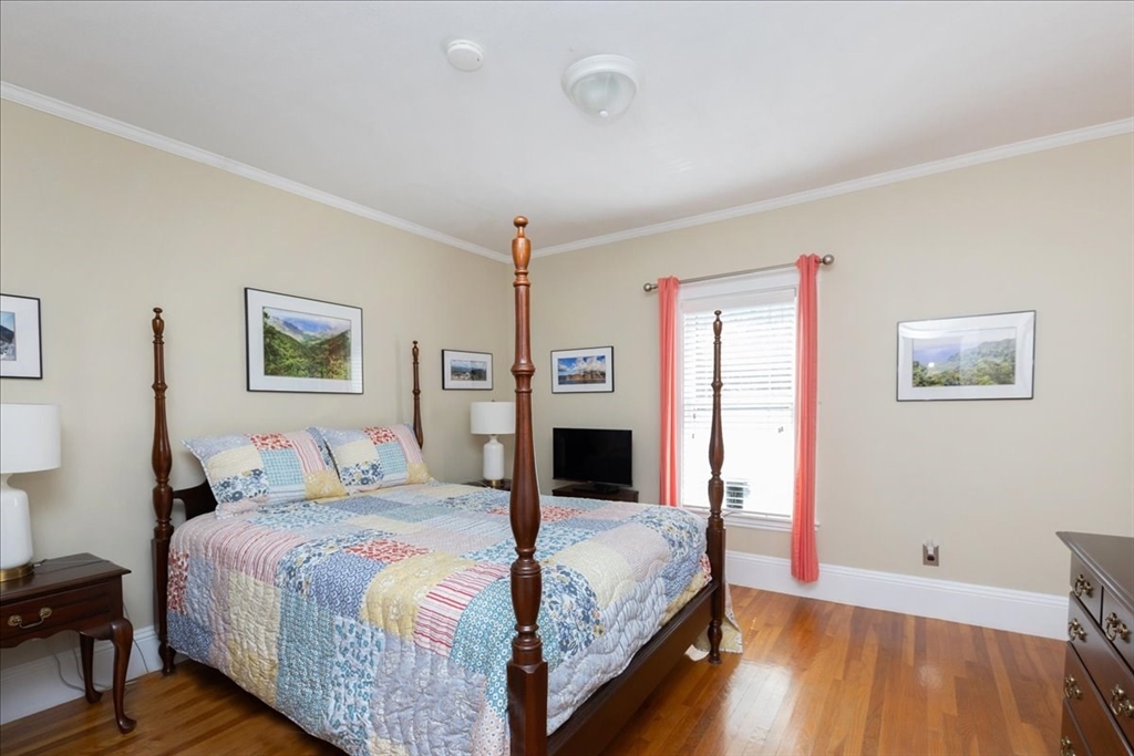 20 Beach St. Property Photo 21