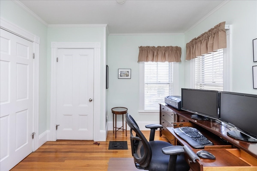 20 Beach St. Property Photo 26