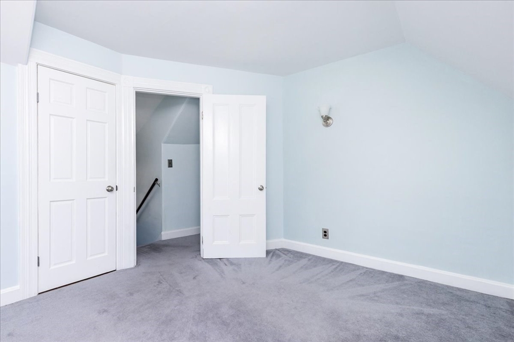 20 Beach St. Property Photo 30