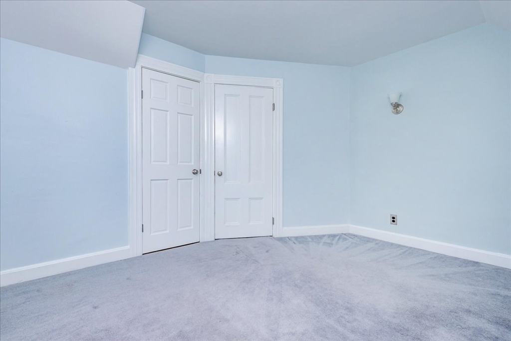 20 Beach St. Property Photo 31