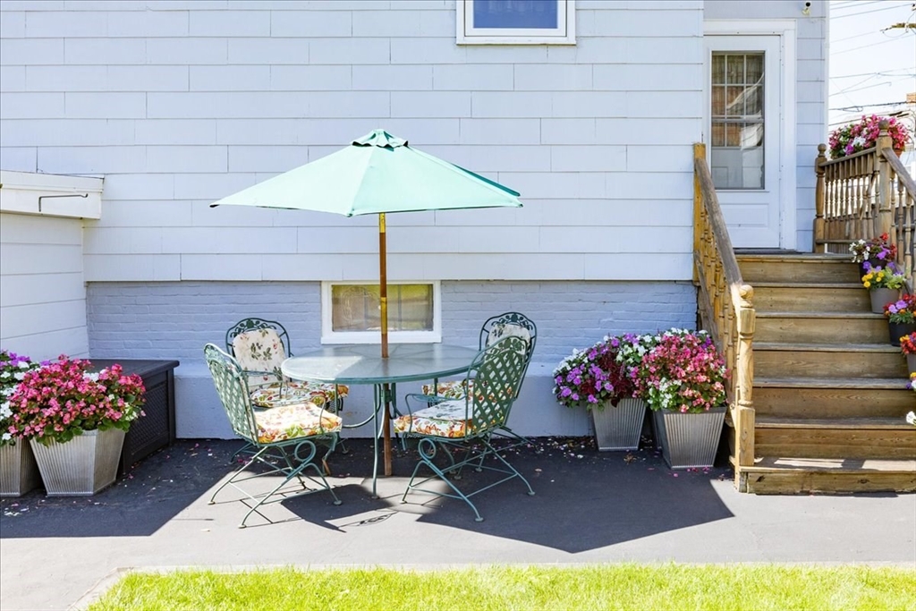20 Beach St. Property Photo 36