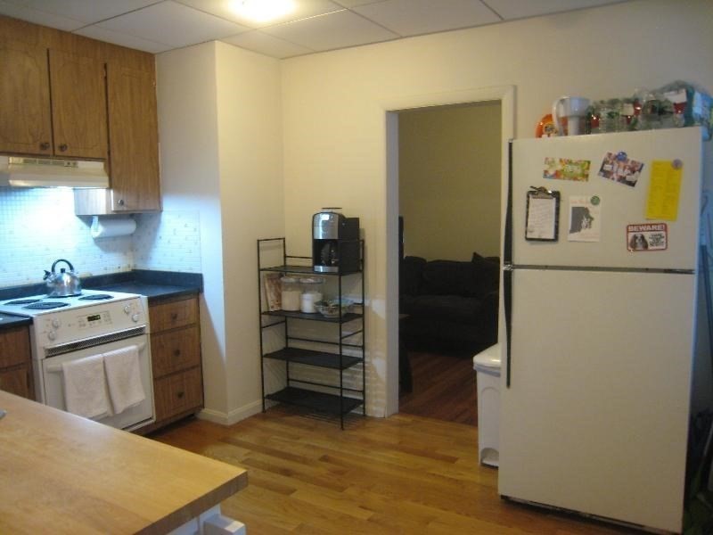 34 Charter St # 4b Property Photo 3