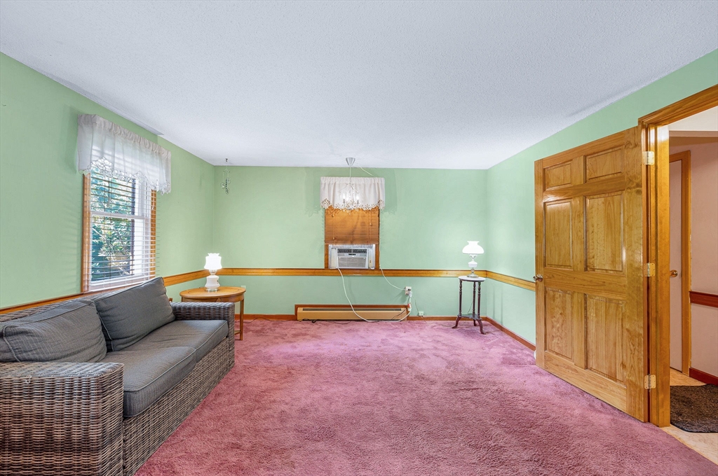 48 Cannington St Property Photo 3