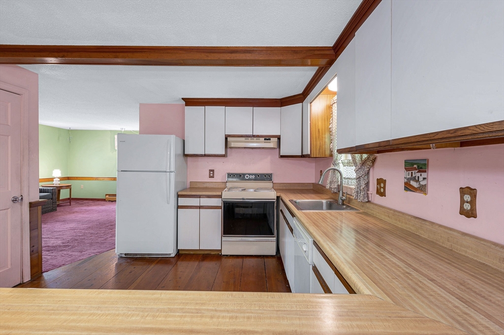 48 Cannington St Property Photo 9
