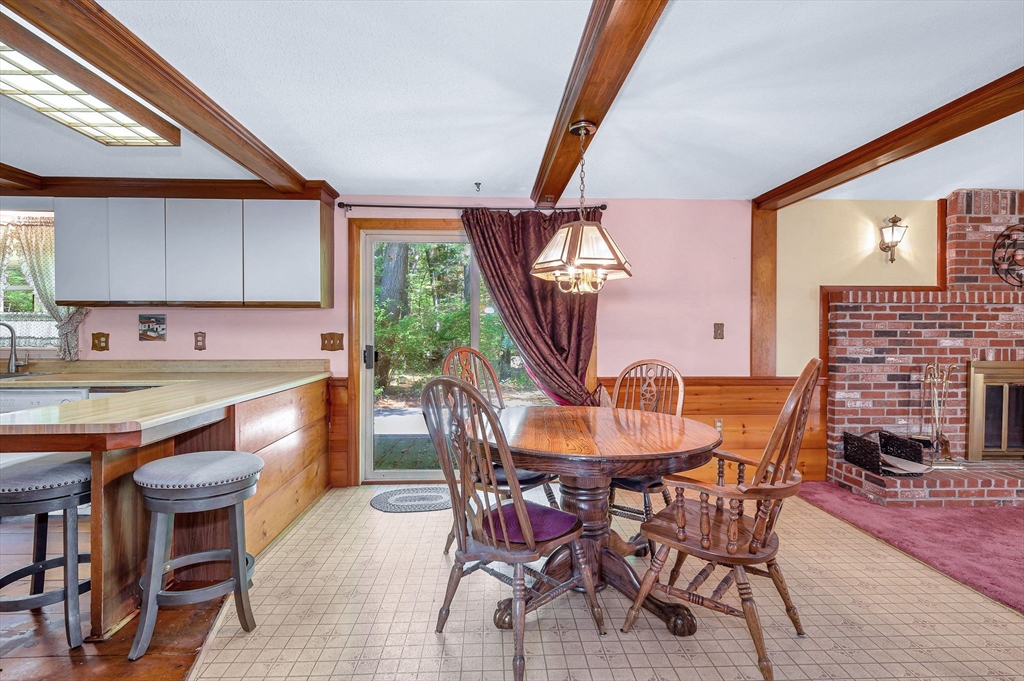48 Cannington St Property Photo 11