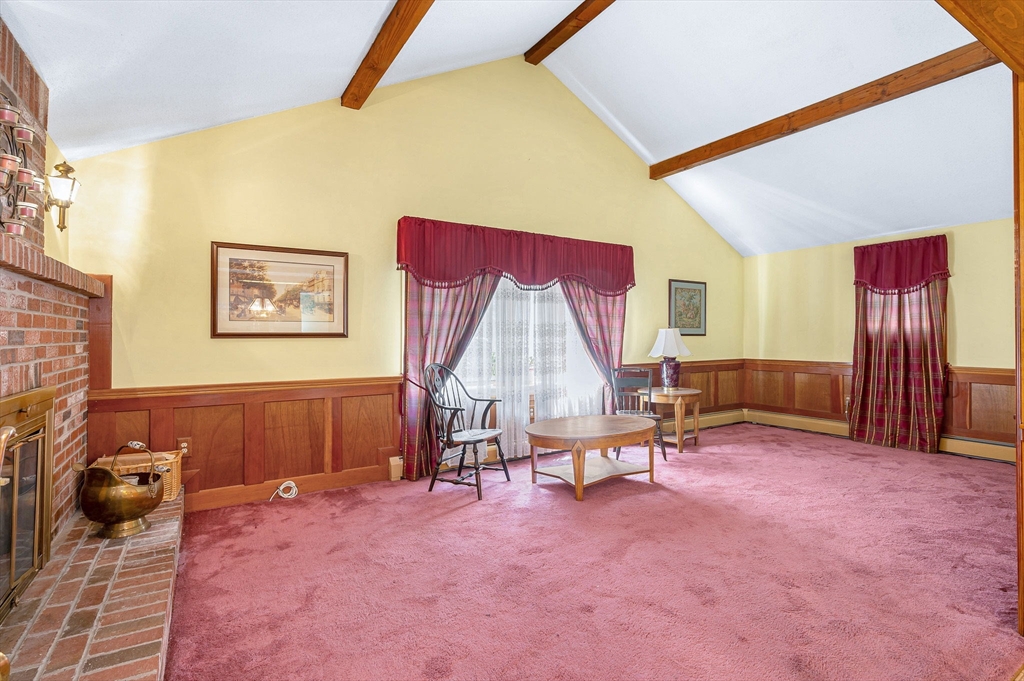 48 Cannington St Property Photo 14