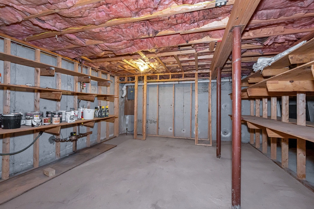 48 Cannington St Property Photo 31
