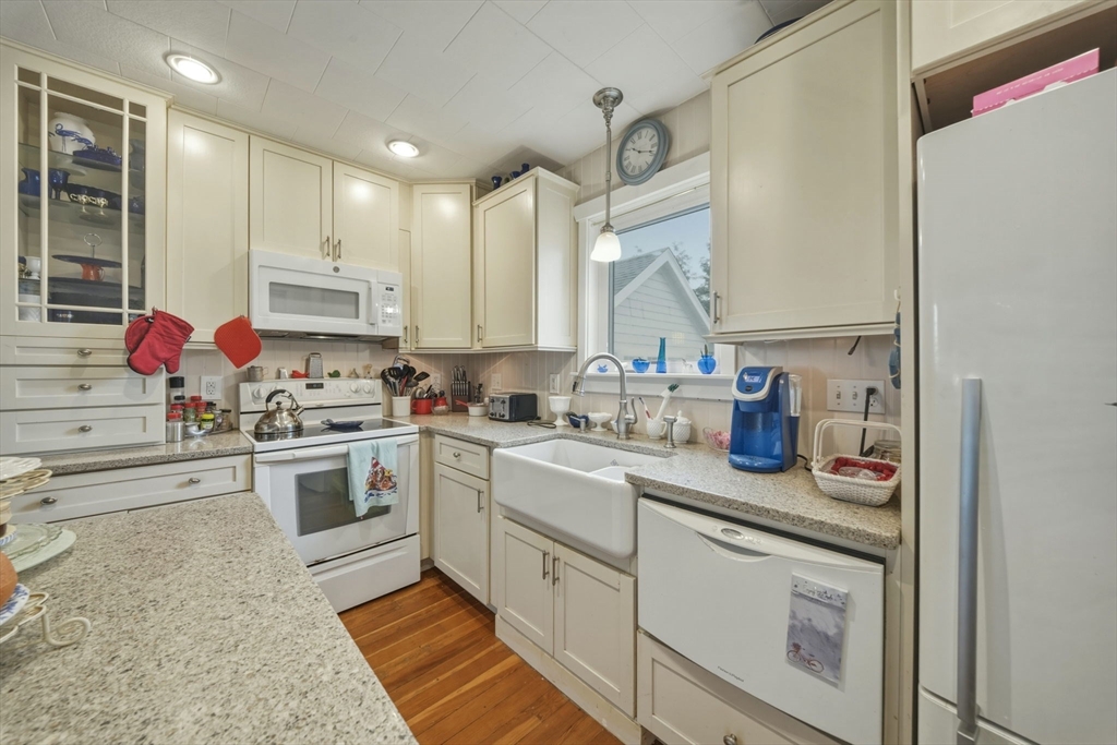 6 Gordon Street Property Photo 22